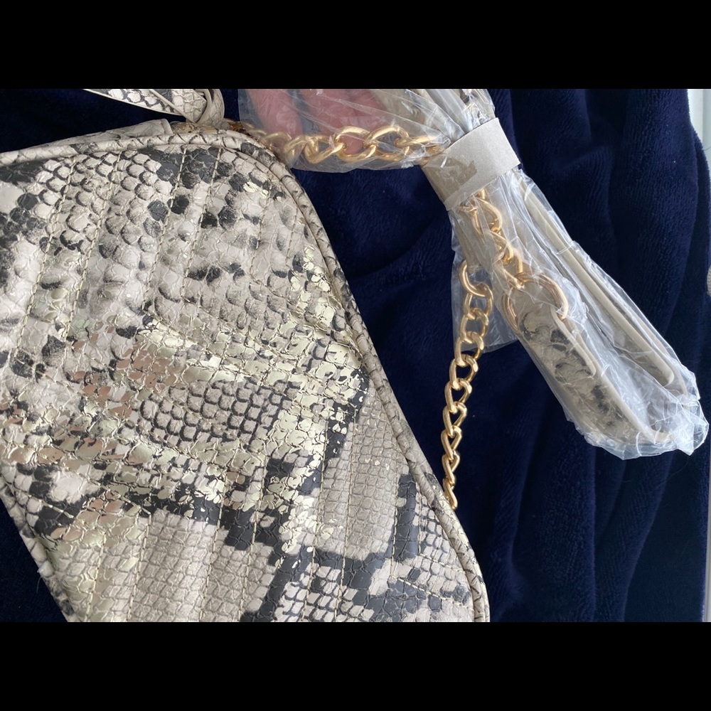 Python Print Camera Style Bag With Strap - image 3